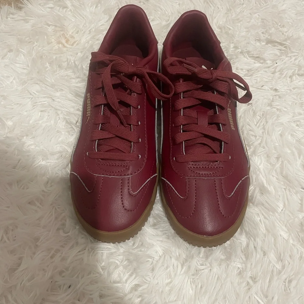 Puma Maroon and Beige Sneakers - Picture 3 of 4